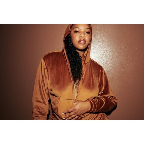 SKIMS Velour Hoodie Copper 4X - Picture 1 of 13